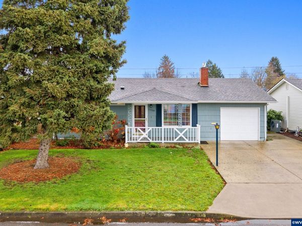 1538 Umpqua Rd, Woodburn, OR 97071