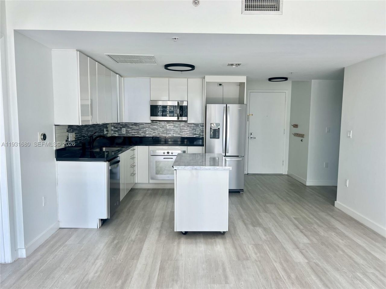 92 SW 3rd St, Unit 1503, Miami, FL 33130 Photo