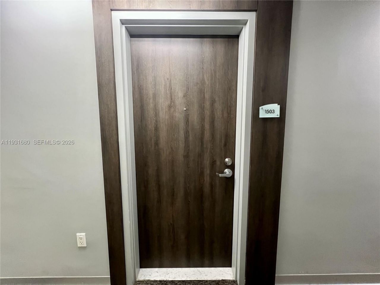 92 SW 3rd St, Unit 1503, Miami, FL 33130 Photo