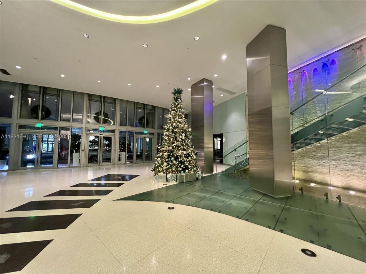 92 SW 3rd St, Unit 1503, Miami, FL 33130 Photo