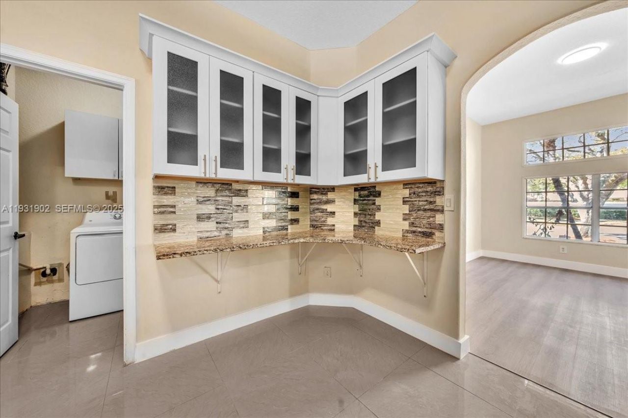 17062 NW 16th St, Pembroke Pines, FL 33028 Photo