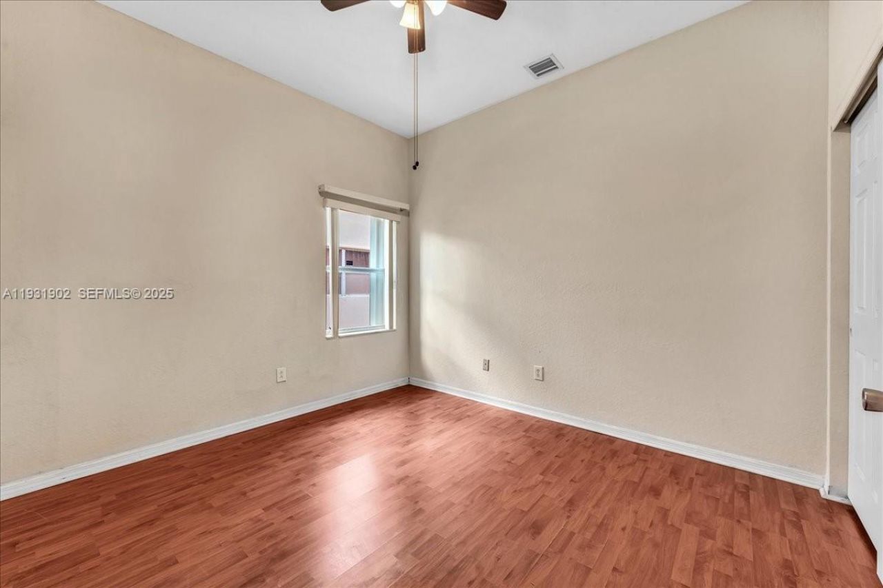 17062 NW 16th St, Pembroke Pines, FL 33028 Photo