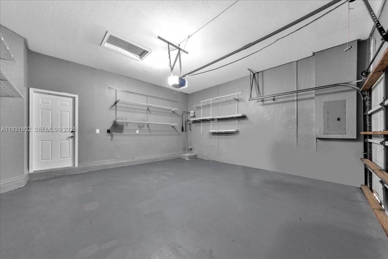 17062 NW 16th St, Pembroke Pines, FL 33028 Photo