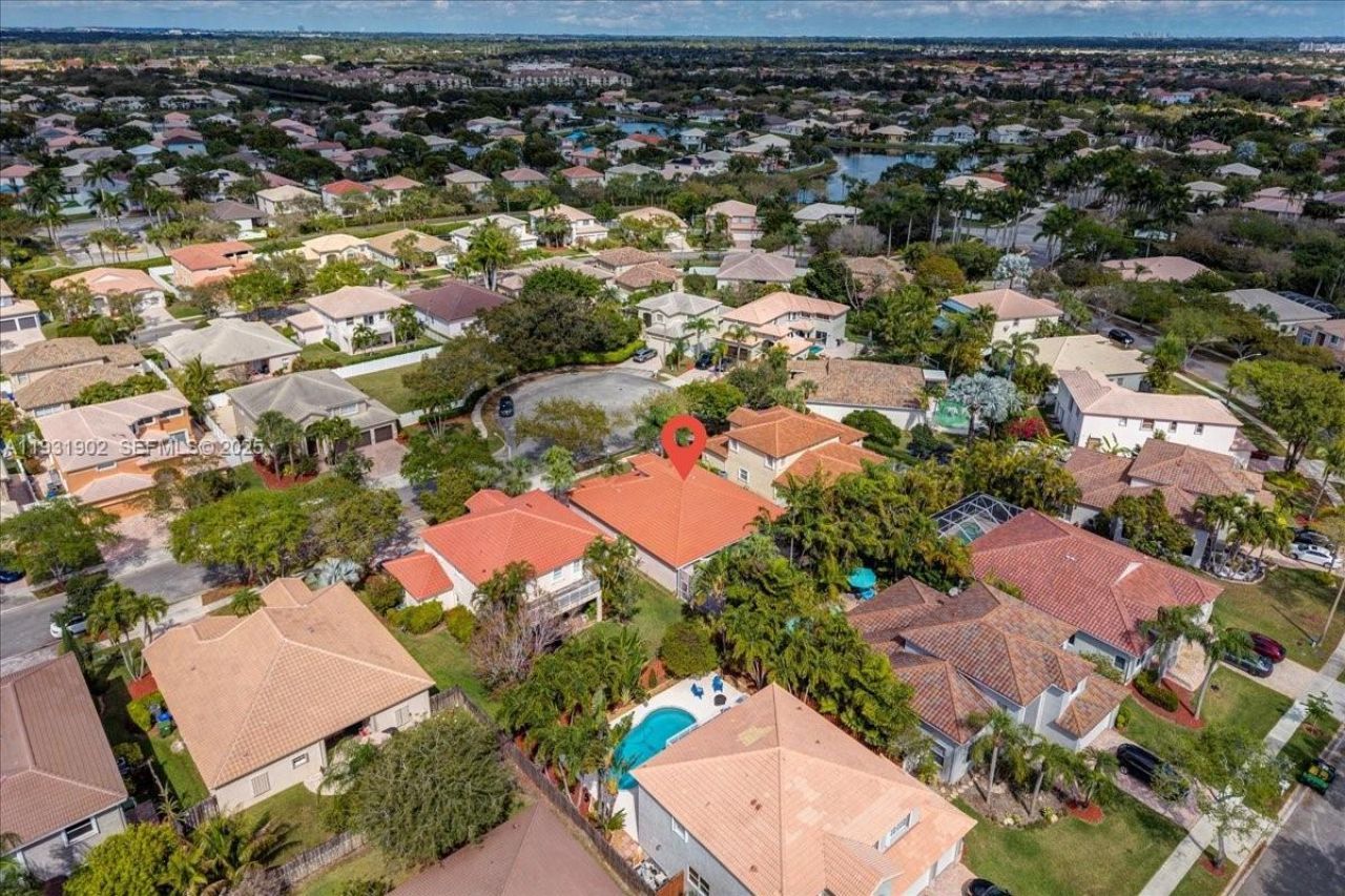 17062 NW 16th St, Pembroke Pines, FL 33028 Photo