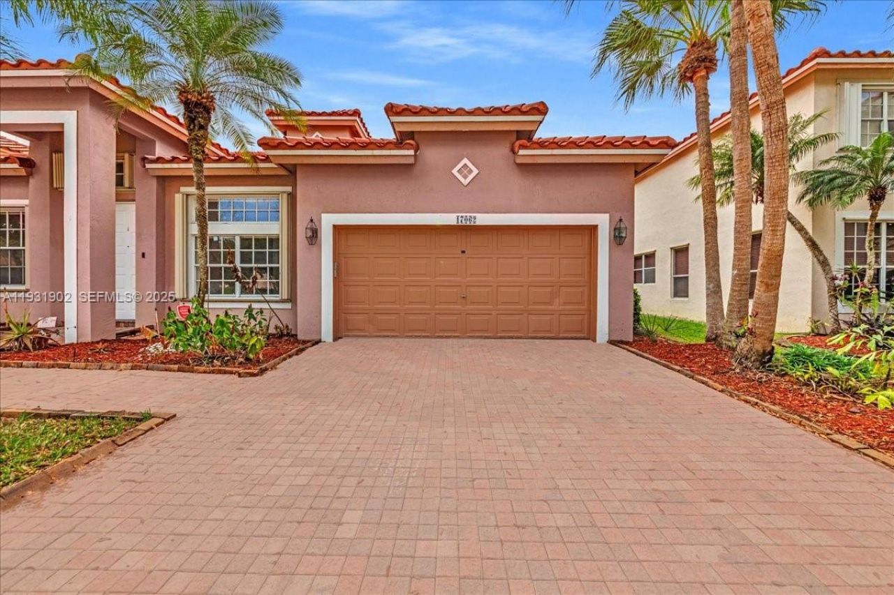 17062 NW 16th St, Pembroke Pines, FL 33028 Photo