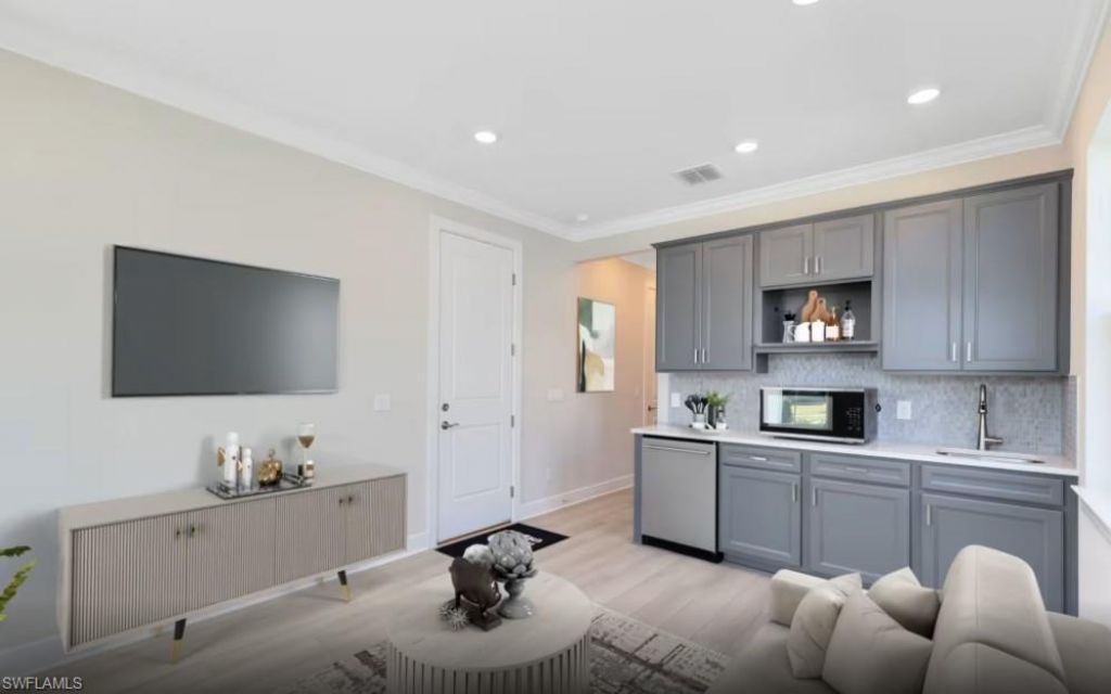 2034 Terreno Blvd, Naples, FL 34120 Photo