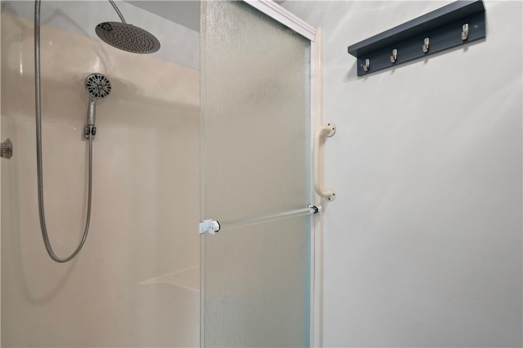 6165 S Mirror Lake Drive, Unit 307, Sebastian, FL 32958 Photo