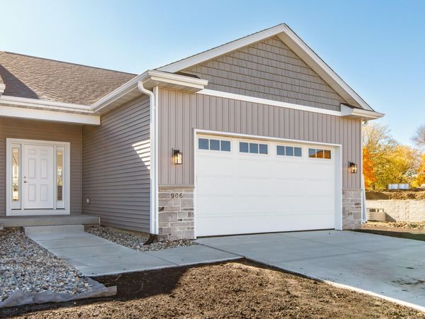 902 Henryson St., Story City, IA 50248