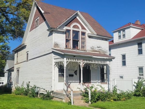 519 7TH Street NE, Devils Lake, ND 58301
