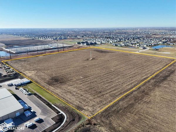 142nd St., Grimes, IA 50111