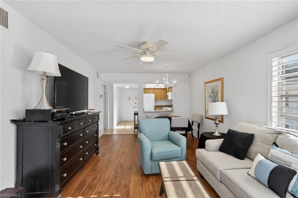 5 High Point Cir W, Unit 303, Naples, FL 34103 Photo