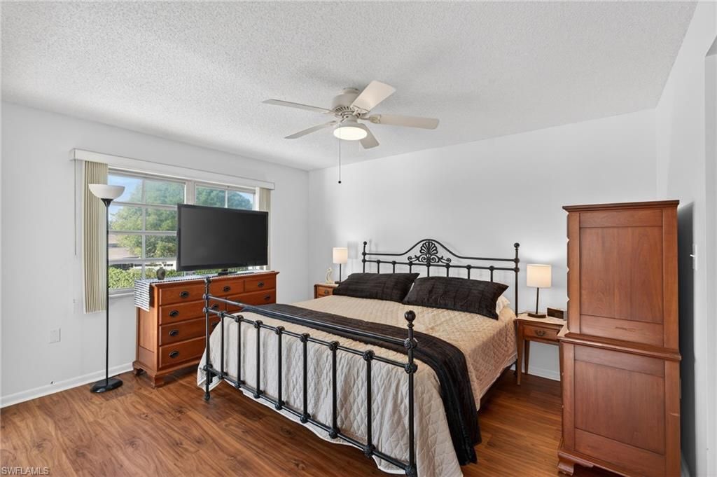 5 High Point Cir W, Unit 303, Naples, FL 34103 Photo