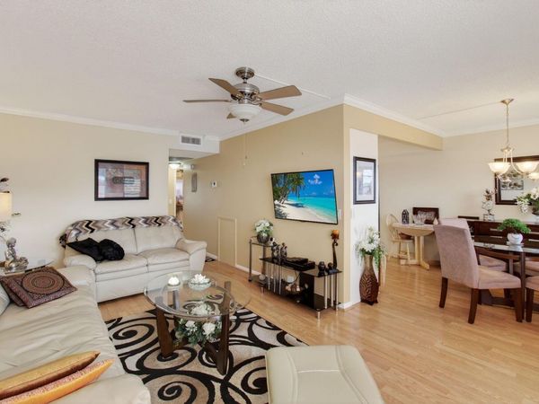 4082 Wolverton E, Boca Raton, FL 33434