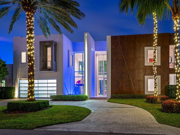 6238 N Ocean Boulevard, Ocean Ridge, FL 33435