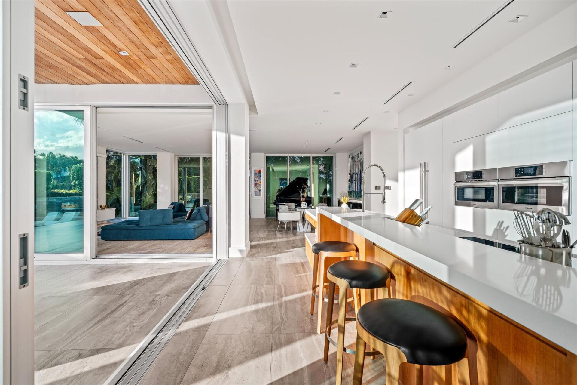 6238 N Ocean Boulevard, Ocean Ridge, FL 33435 Photo