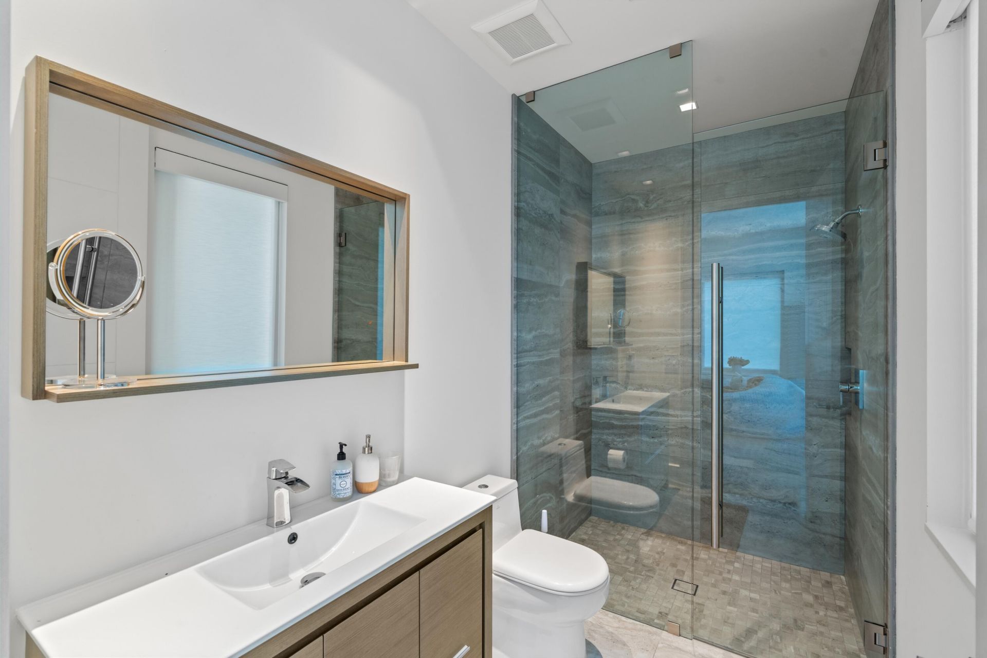 6238 N Ocean Boulevard, Ocean Ridge, FL 33435 Photo