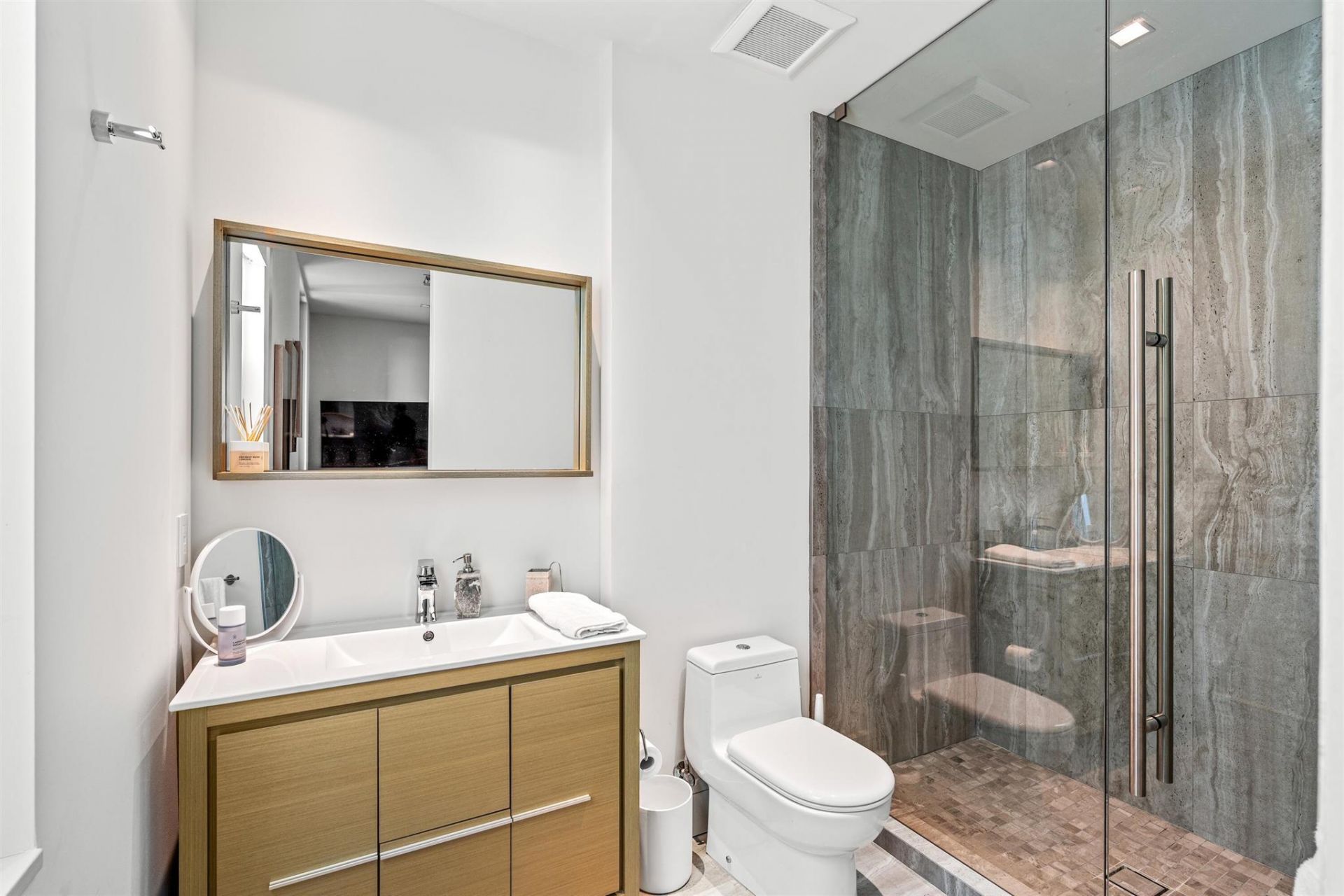 6238 N Ocean Boulevard, Ocean Ridge, FL 33435 Photo