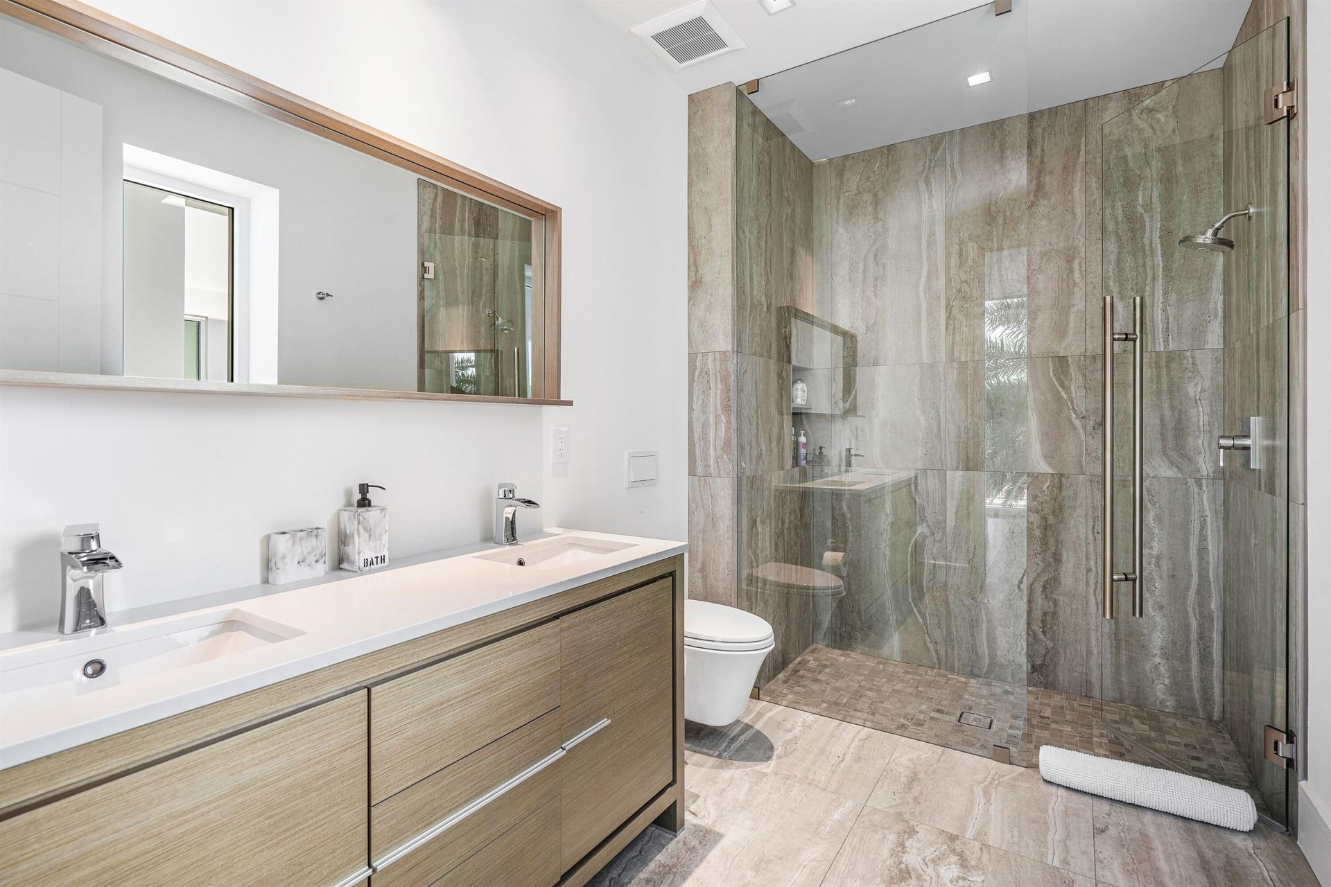 6238 N Ocean Boulevard, Ocean Ridge, FL 33435 Photo