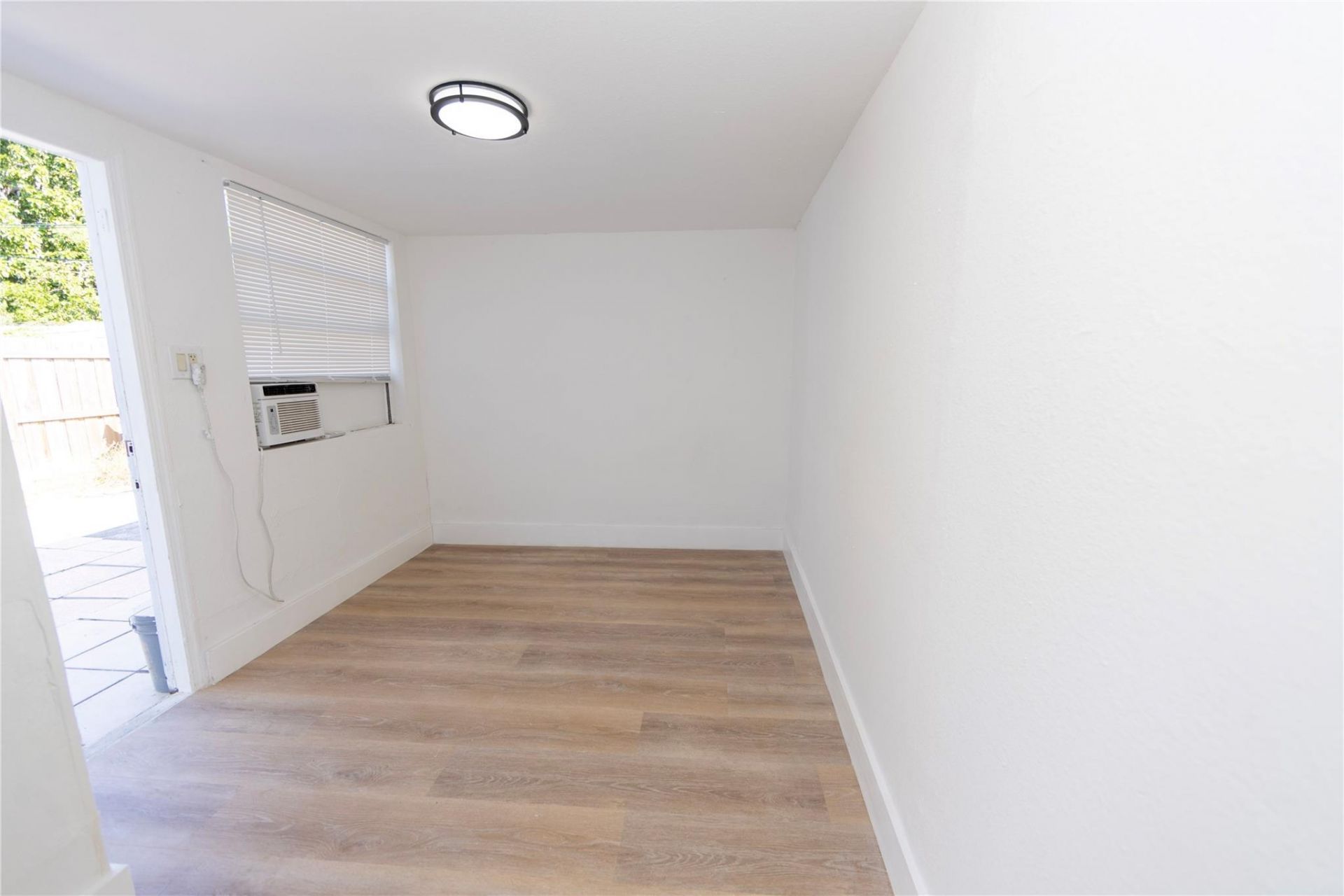 2510 NE 3rd Avenue, Pompano Beach, FL 33064 Photo