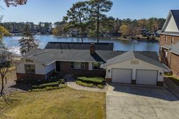 640 Mallard Drive photo 4