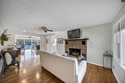 640 Mallard Drive photo 4