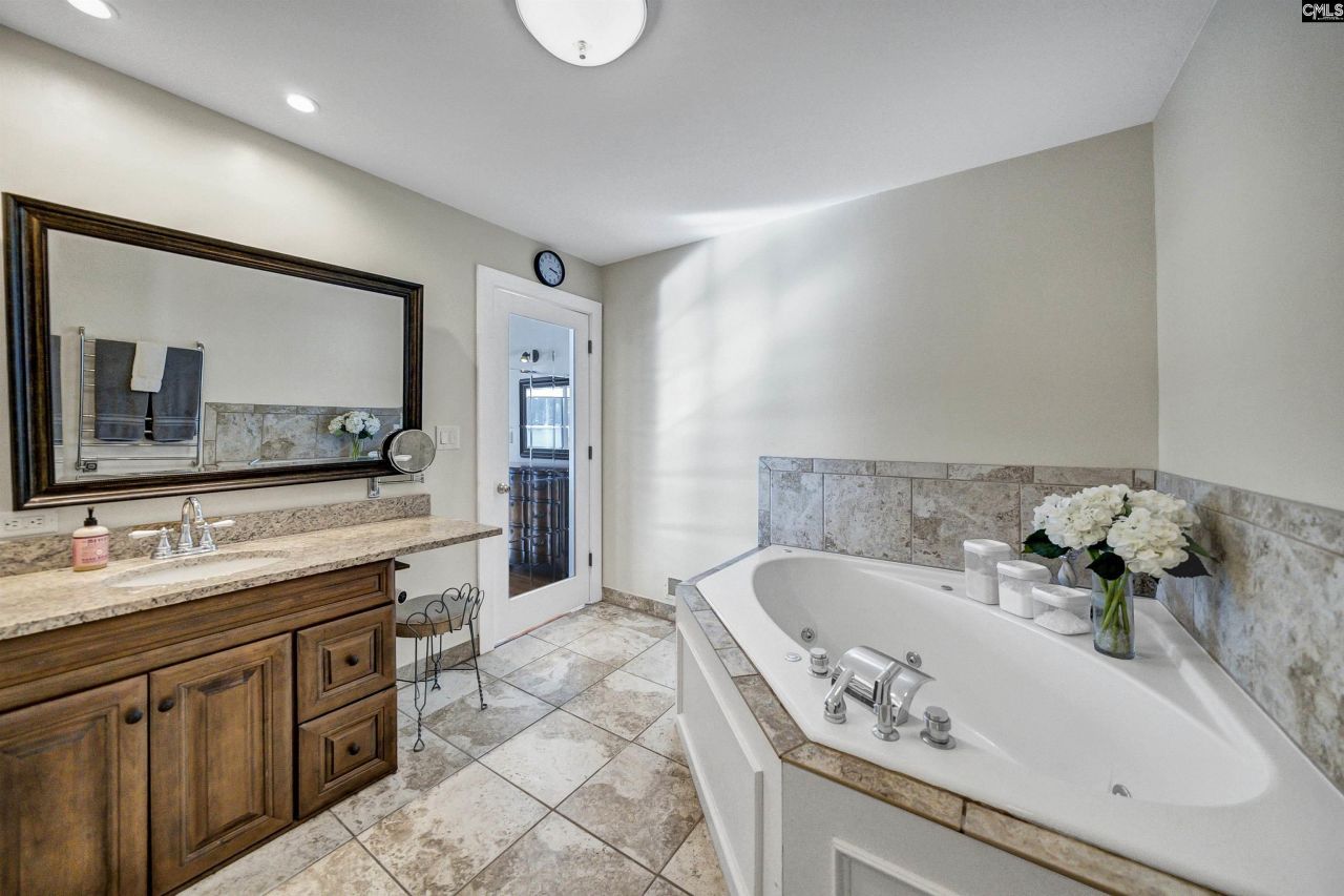 640 Mallard Drive Photo 33