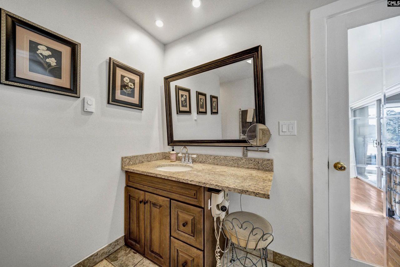 640 Mallard Drive Photo 34