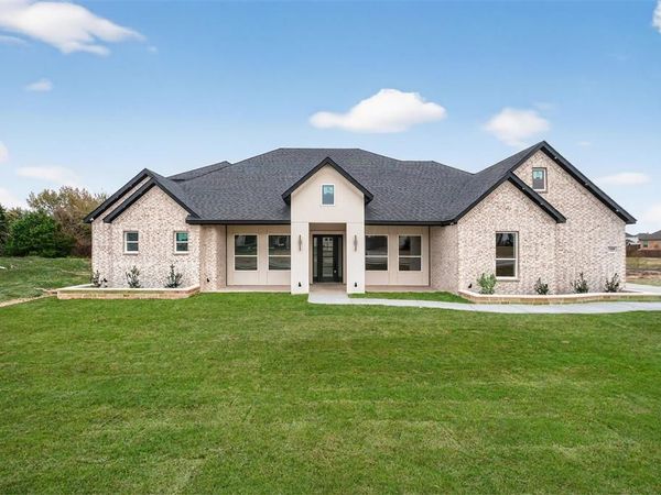 7460 Bald Cypress Drive, Ovilla, TX 75154