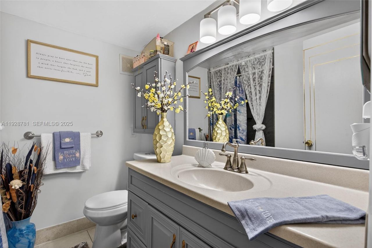 6195 Rock Island Rd, Unit 103, Tamarac, FL 33319 Photo