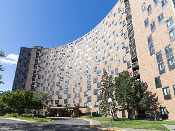 1181 Edgcumbe Road, Unit 406, Saint Paul, MN 55105