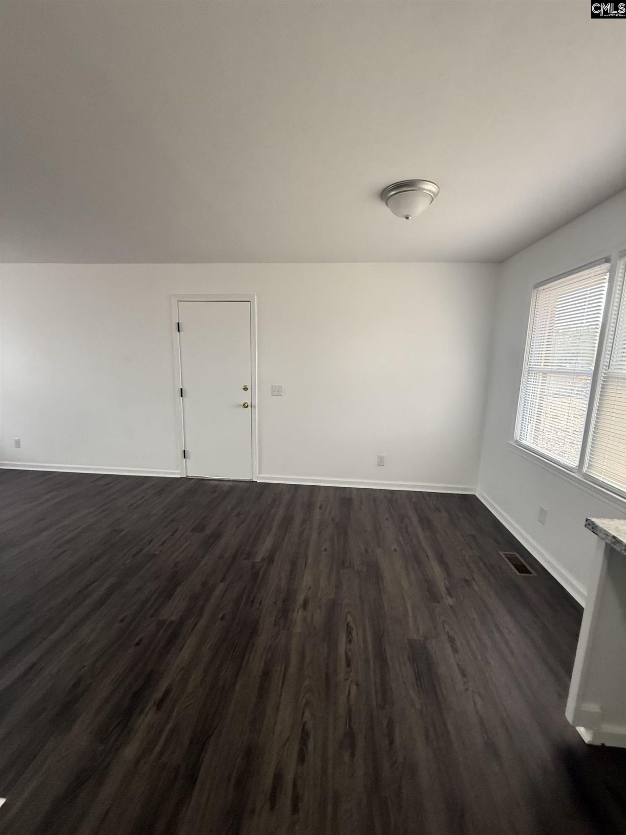 113 Black Oak Road Photo 7