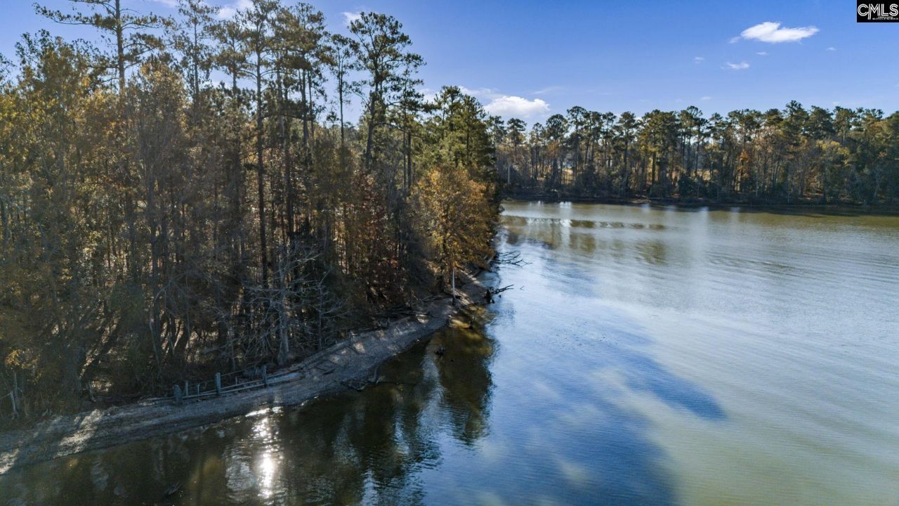 Ferry Phil Court Photo 9