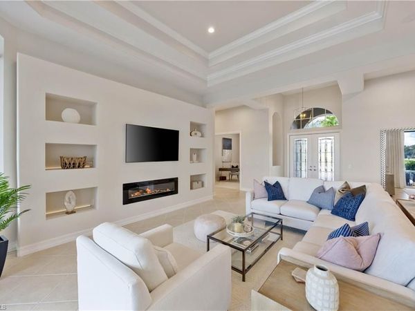 8950 Shenendoah CIR, NAPLES, FL 34113