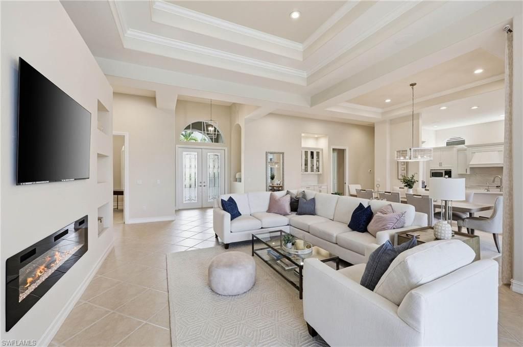 8950 Shenendoah Cir, Naples, FL 34113 Photo