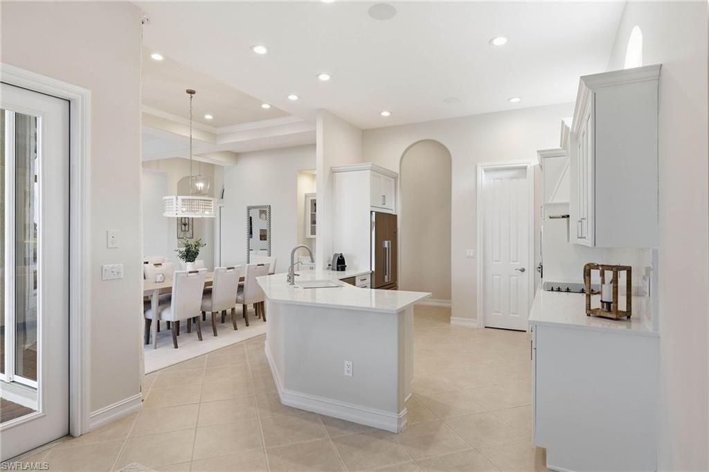 8950 Shenendoah Cir, Naples, FL 34113 Photo