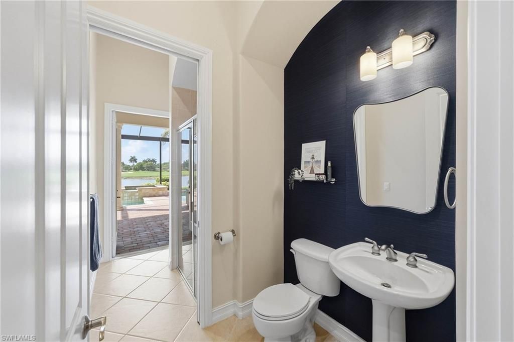 8950 Shenendoah Cir, Naples, FL 34113 Photo