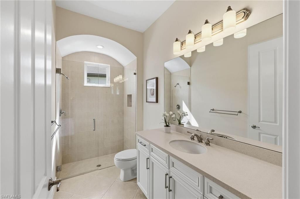 8950 Shenendoah Cir, Naples, FL 34113 Photo
