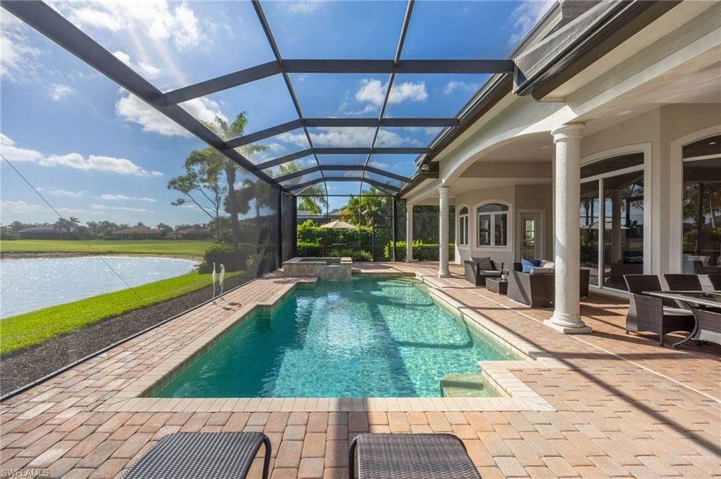 8950 Shenendoah Cir, Naples, FL 34113 Photo
