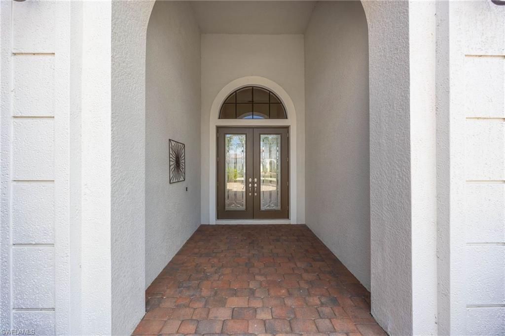8950 Shenendoah Cir, Naples, FL 34113 Photo