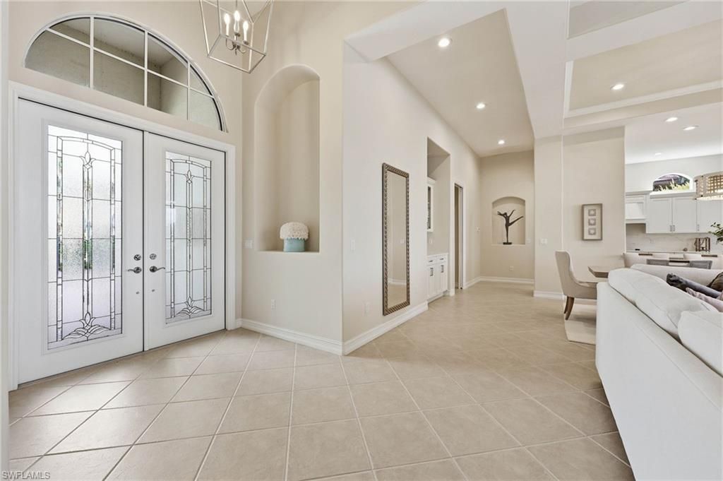 8950 Shenendoah Cir, Naples, FL 34113 Photo