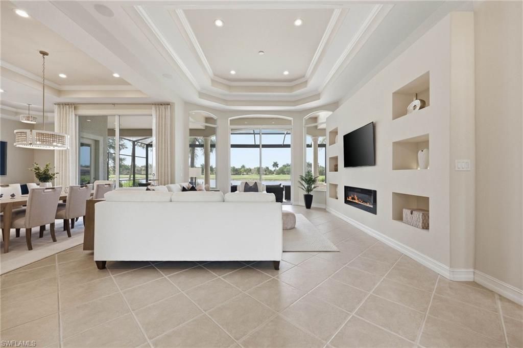 8950 Shenendoah Cir, Naples, FL 34113 Photo