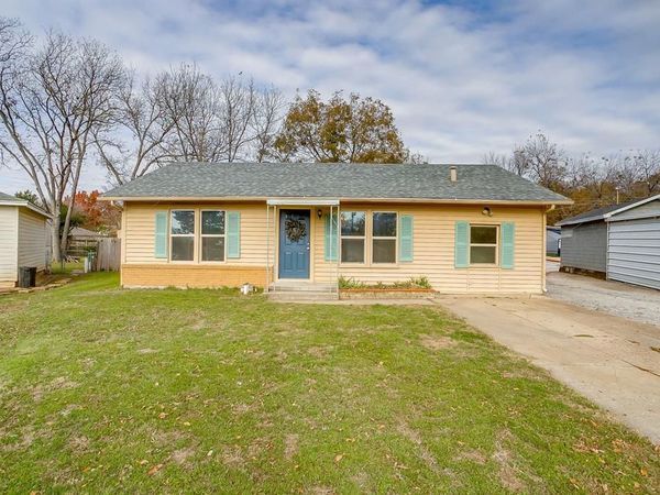 47 Donald Court, Hurst, TX 76053
