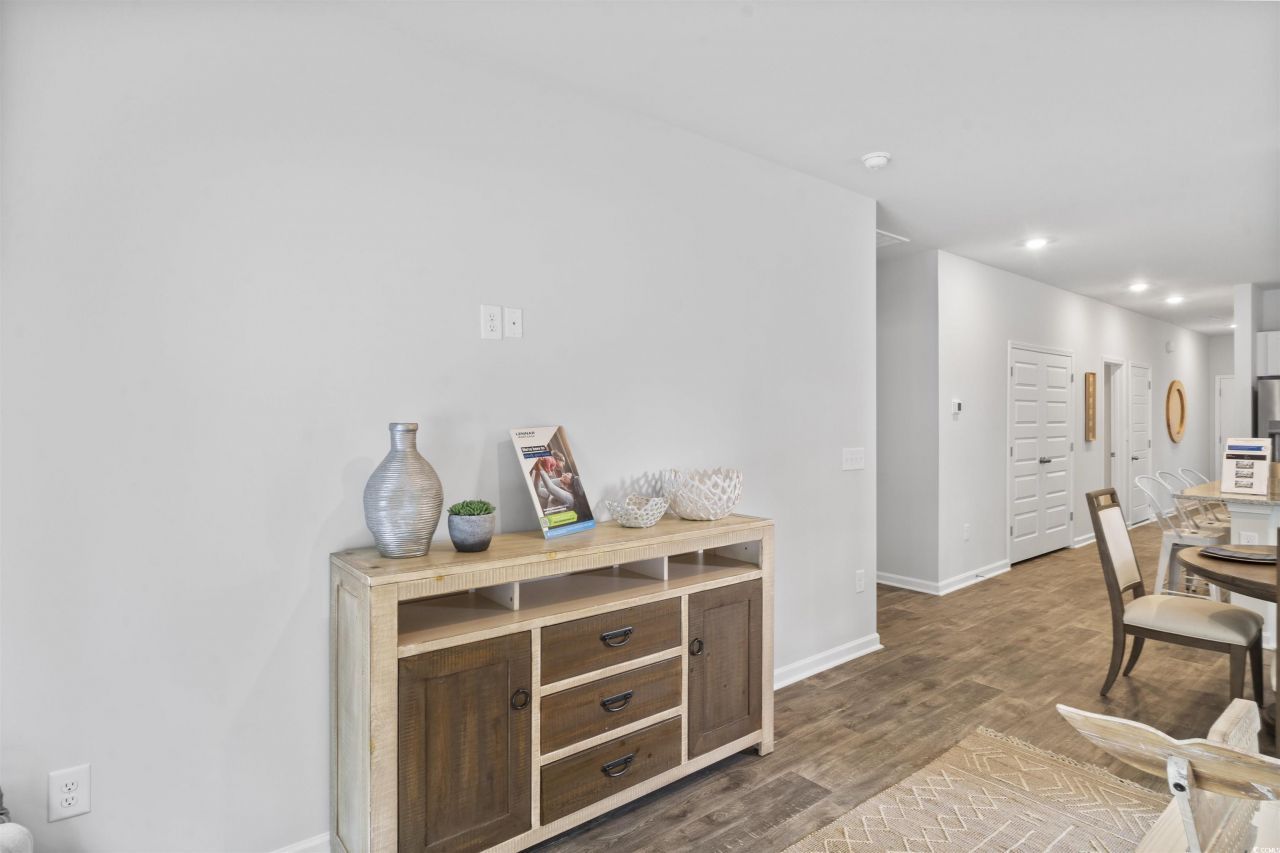 123 Hoffman Park Dr. Photo 19