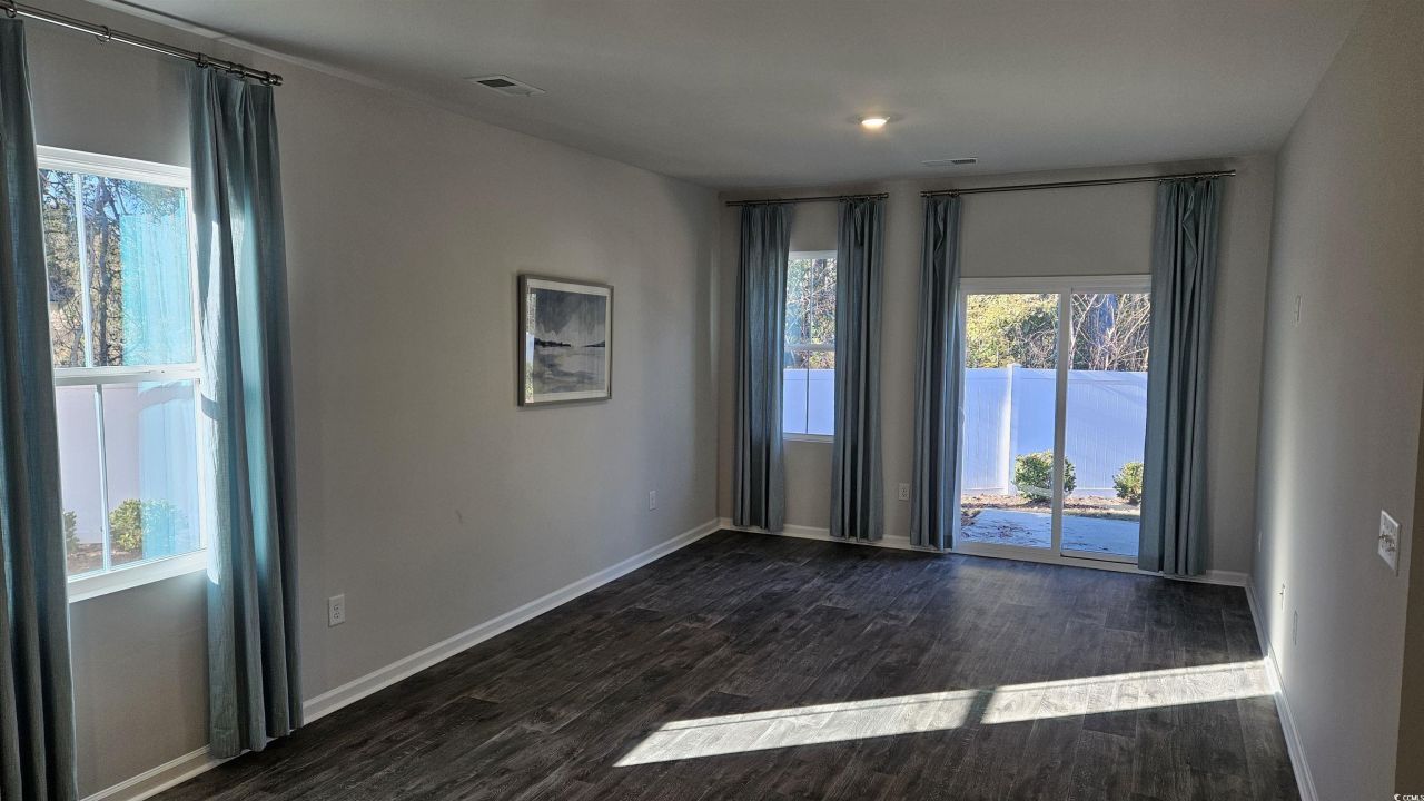 123 Hoffman Park Dr. Photo 6