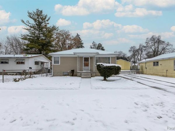 712 N Bond Street, Saginaw, MI 48602