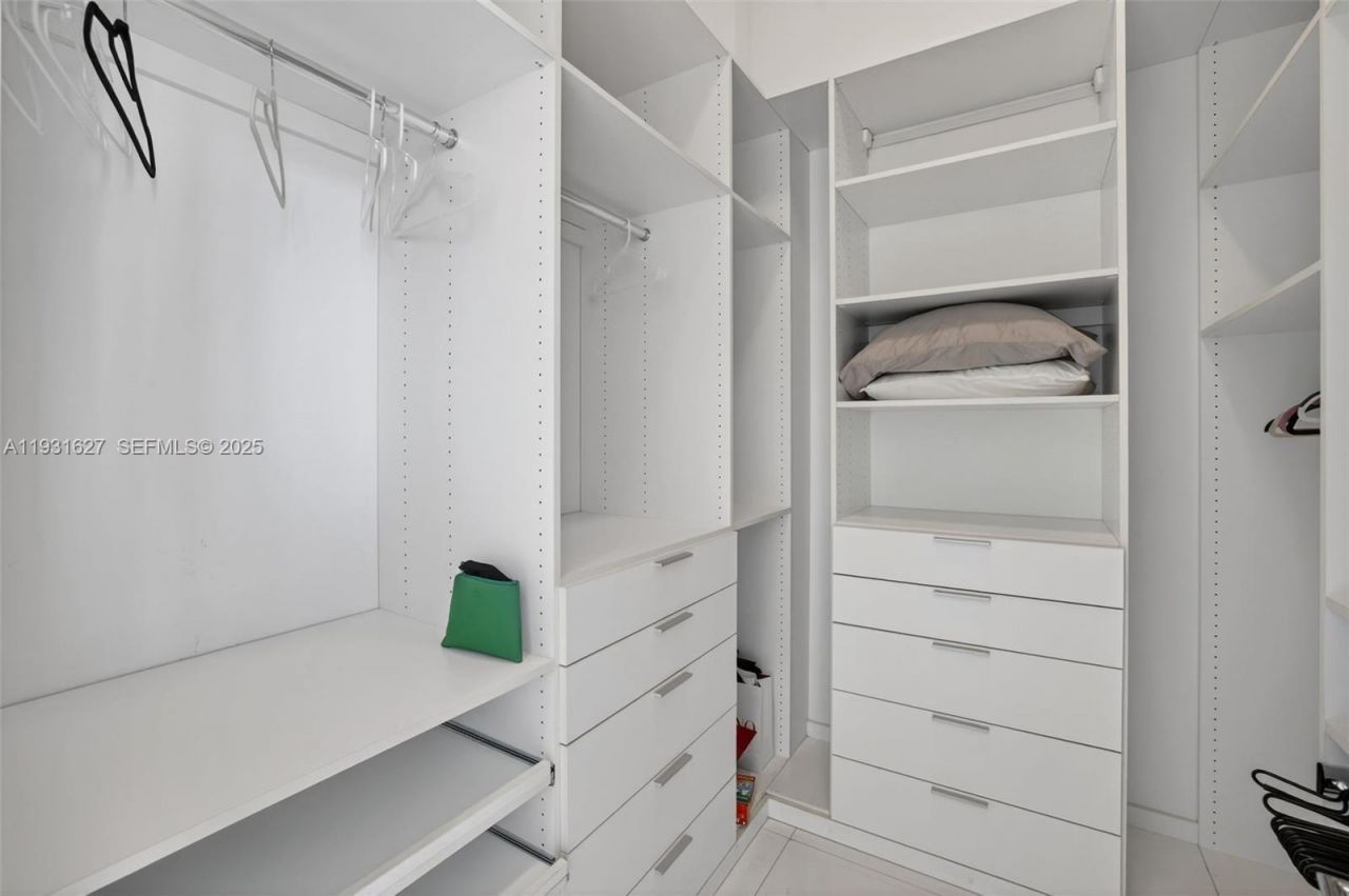 4100 Island Blvd, Unit 2303, Aventura, FL 33160 Photo