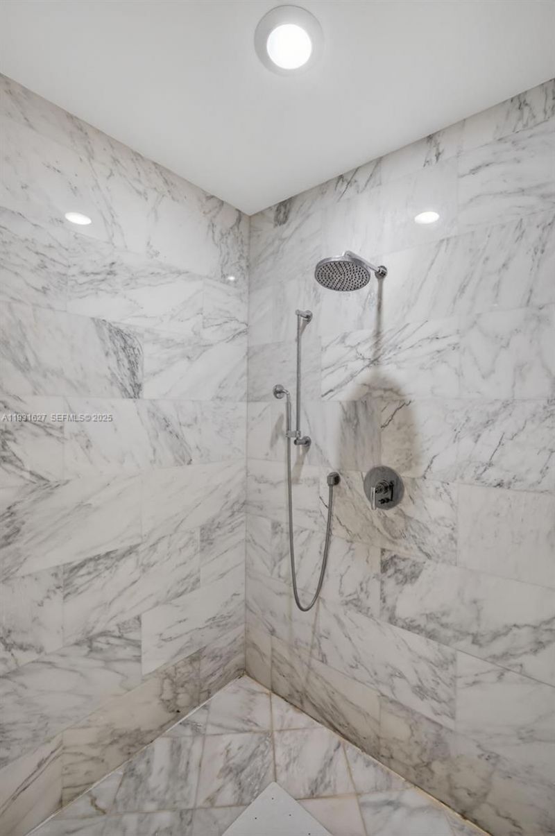 4100 Island Blvd, Unit 2303, Aventura, FL 33160 Photo