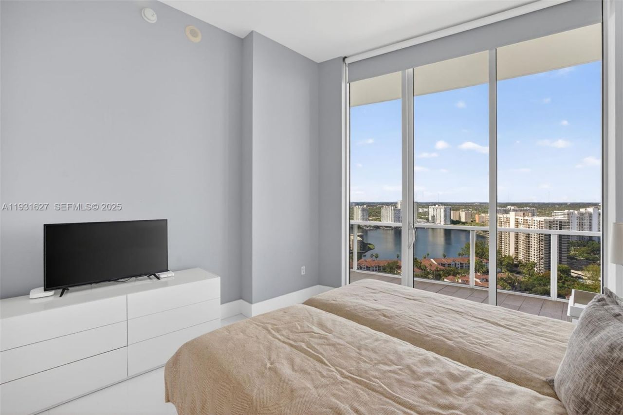 4100 Island Blvd, Unit 2303, Aventura, FL 33160 Photo