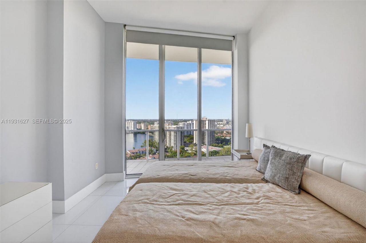 4100 Island Blvd, Unit 2303, Aventura, FL 33160 Photo