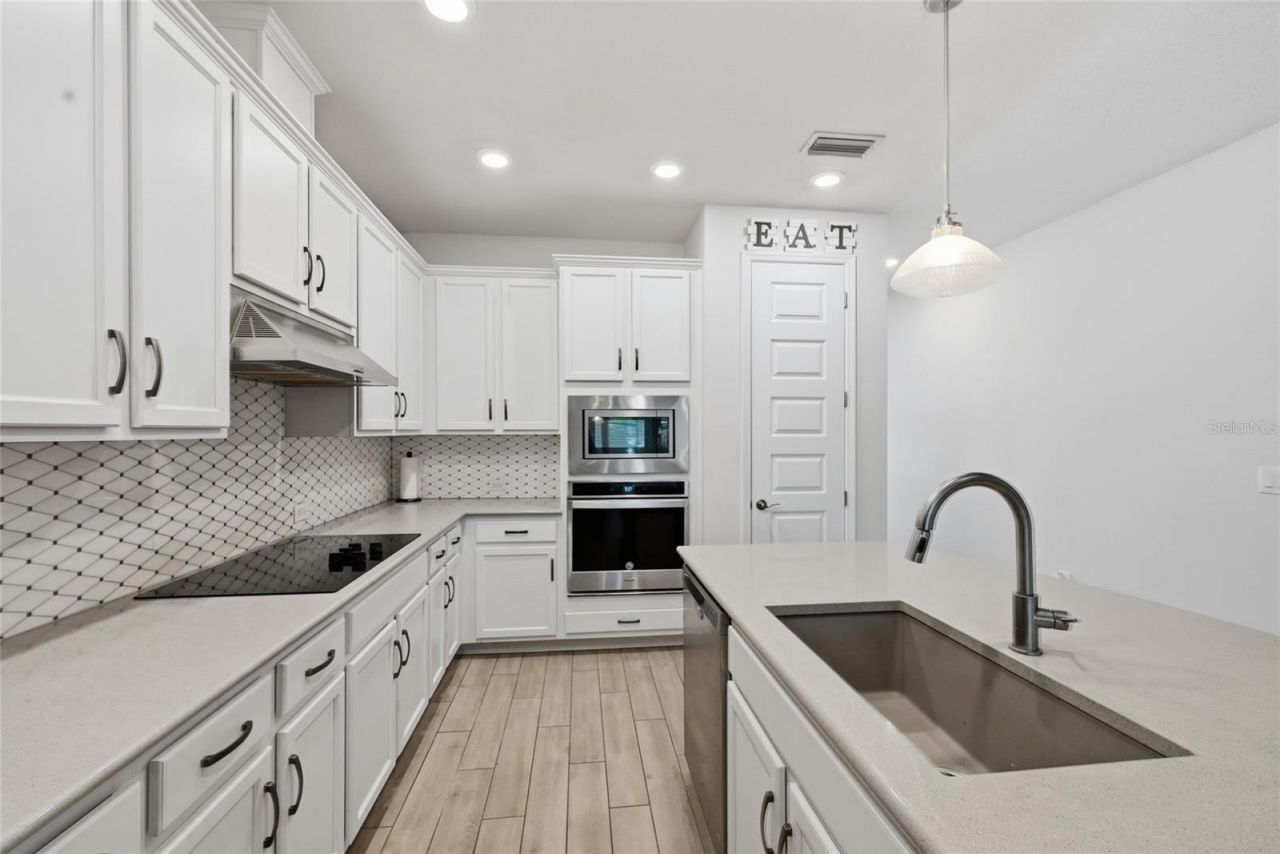 5542 Spanish Moss Cove, Bradenton, FL 34203 Photo